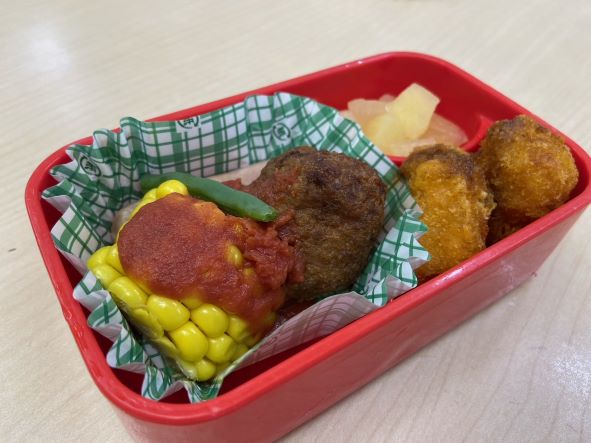 8月　特別食材　🌽とうもろこし🌽